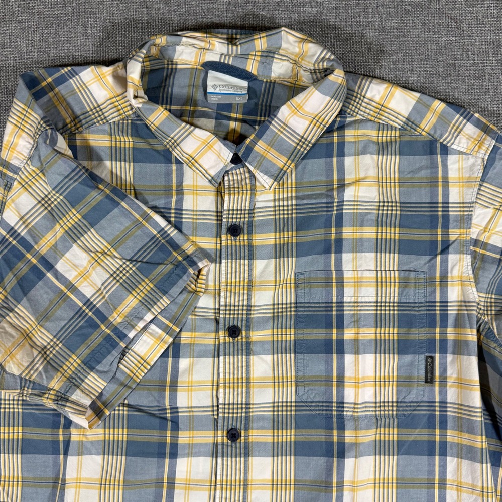 Columbia Plaid Button Down Shirt Men XXL Blue Yellow Short Sleeve Hiking Outdoor